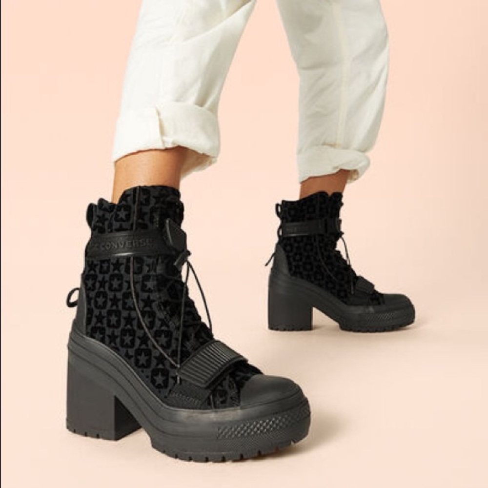 Converse Women's Chuck Taylor All Star GR82 XX-Hi Black